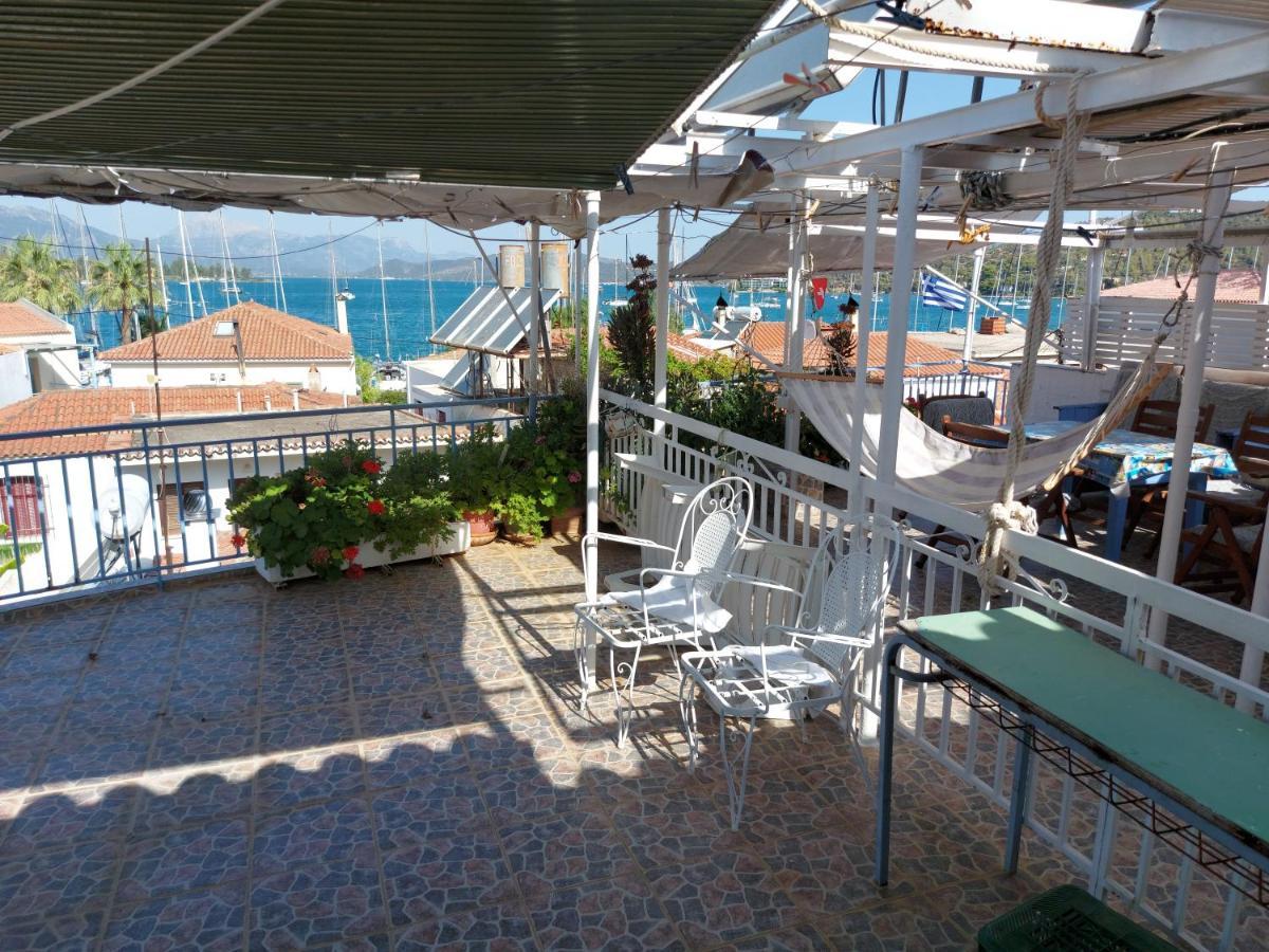 Poros Town Nikos Rooms And Studios מראה חיצוני תמונה